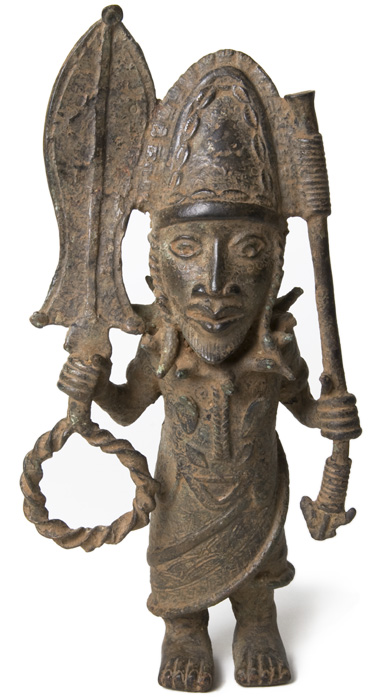 Krieger mit großem Zeremonialschwert aus dem 17. Jahrhundert