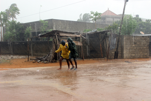 Sturm auf der Avenue Madiba