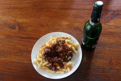 Schnecken in Kräutersoße