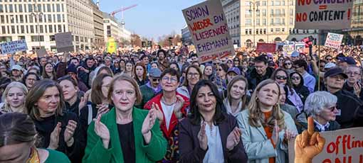 Altweiberdemonstration in Berlin