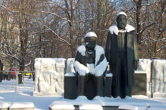 marx-Engels-Forum im Winter